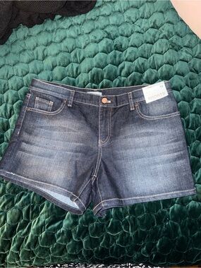 NY & Company Denim Shorts in Dark Blue - Classic Women’s Jean Shorts Mid Rise